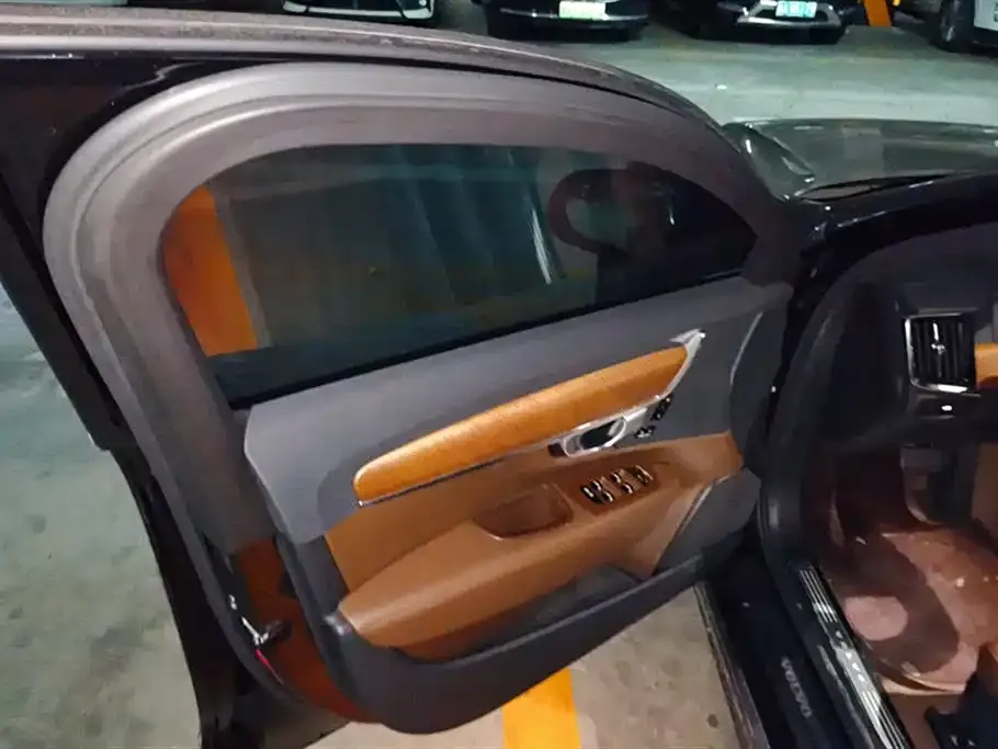 Volvo S90 2023 из CN, фото 7