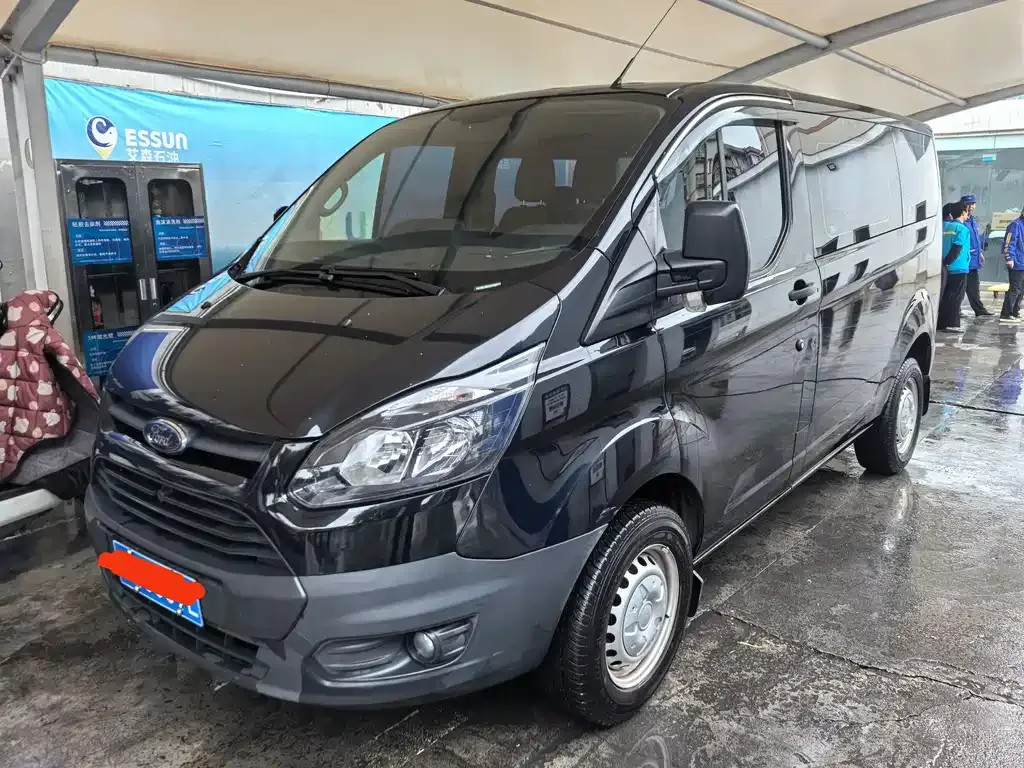 Ford Transit 2022 из CN, фото 1