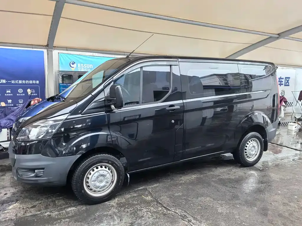 Ford Transit 2022 из CN, фото 5