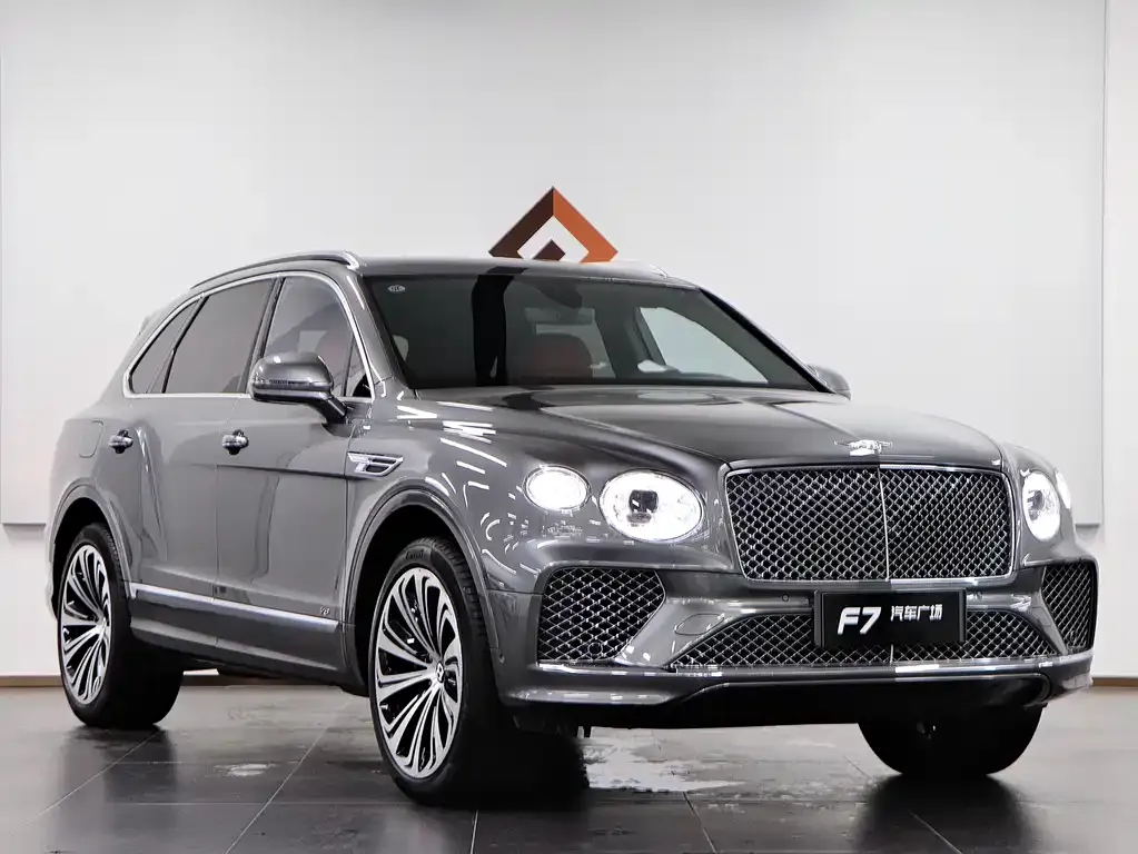 Bentley Bentayga 2021 из CN, фото 3