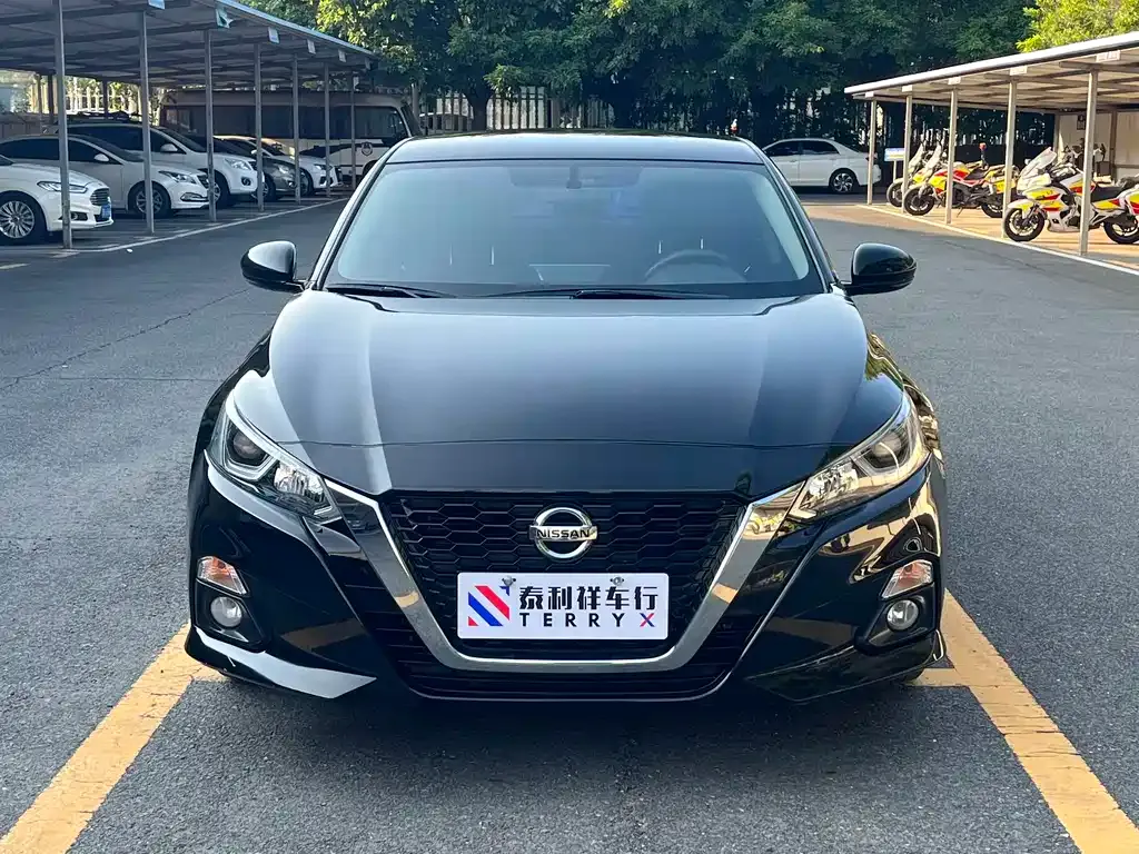 Nissan Teana 2022 из CN, фото 2