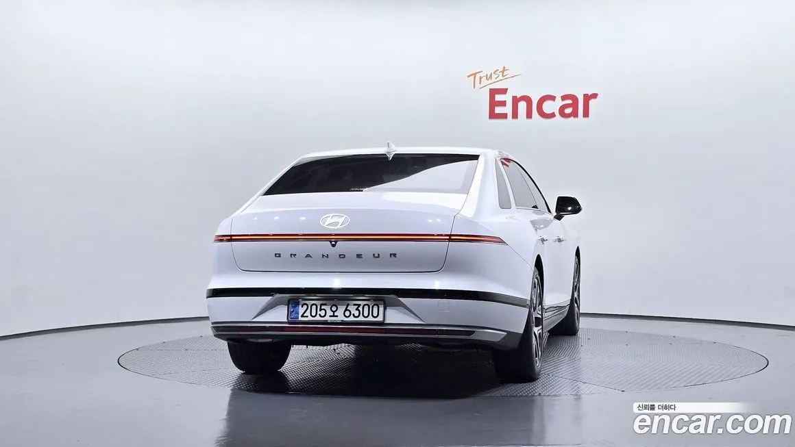 Hyundai Grandeur 2023 из KR, фото 4
