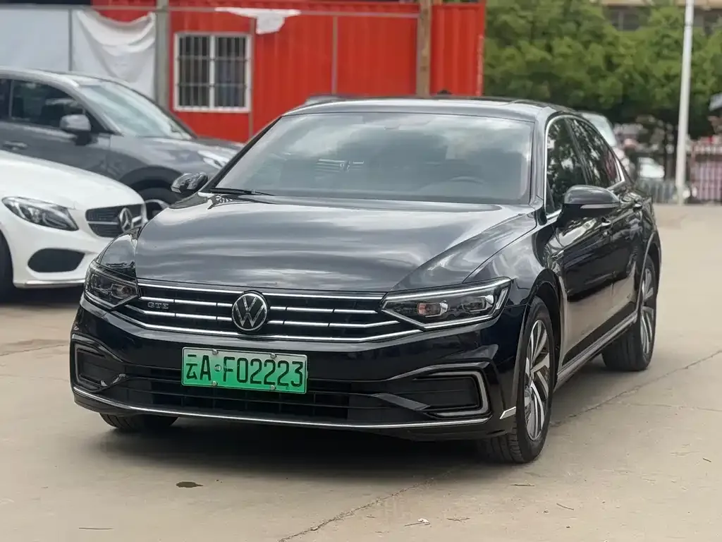 Volkswagen Magotan GTE PHEV 2023 из CN, фото 2