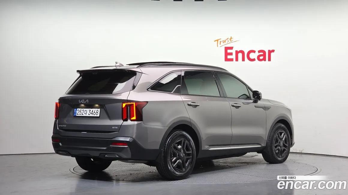 Kia Sorento — фото 2