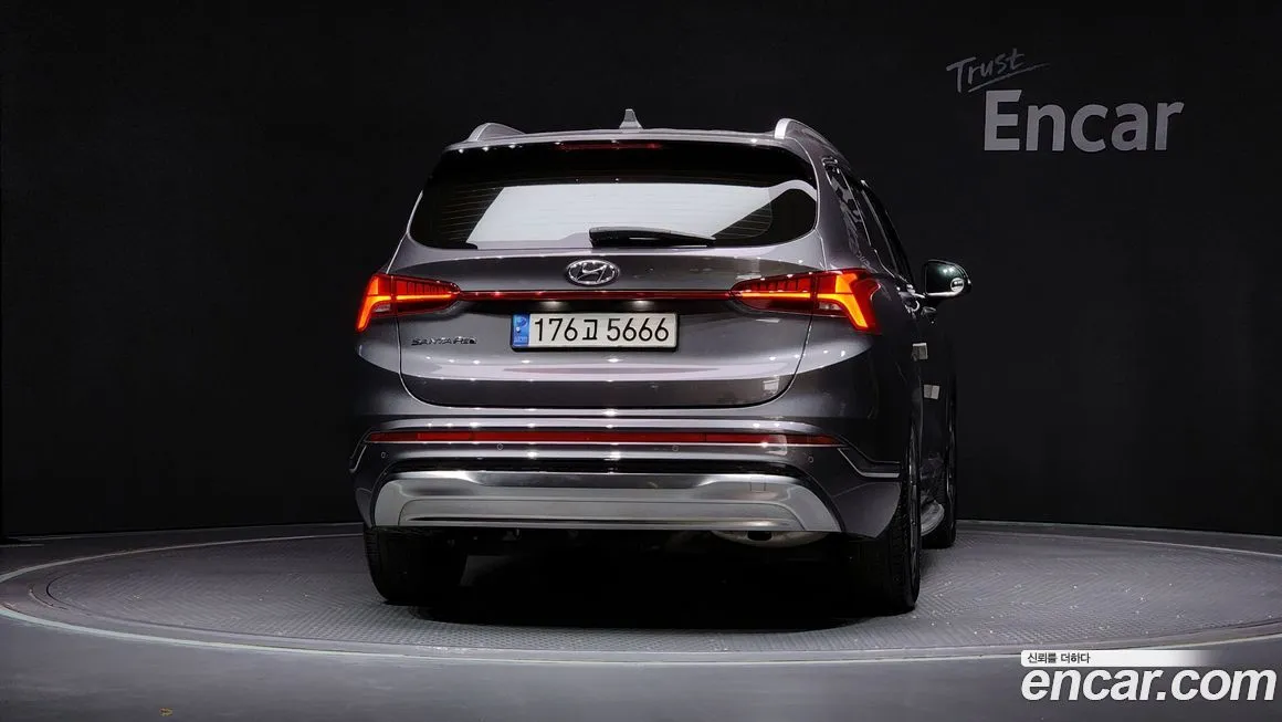 Hyundai Santafe 2023 из KR, фото 4