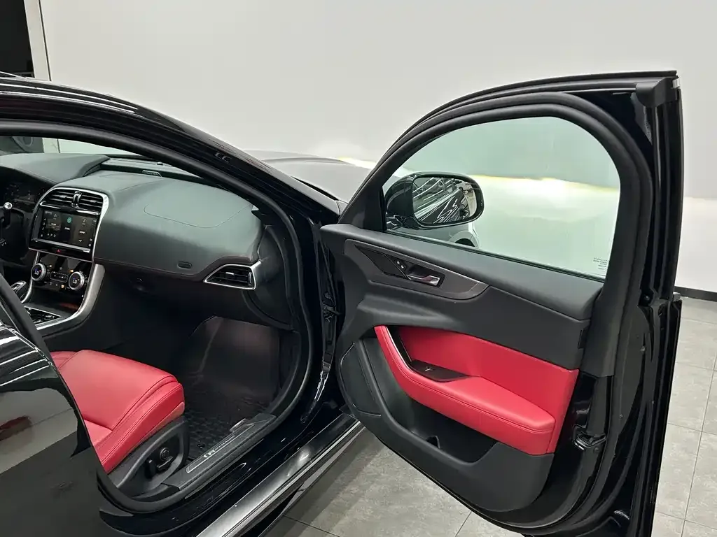 Jaguar XEL 2022 из CN, фото 7