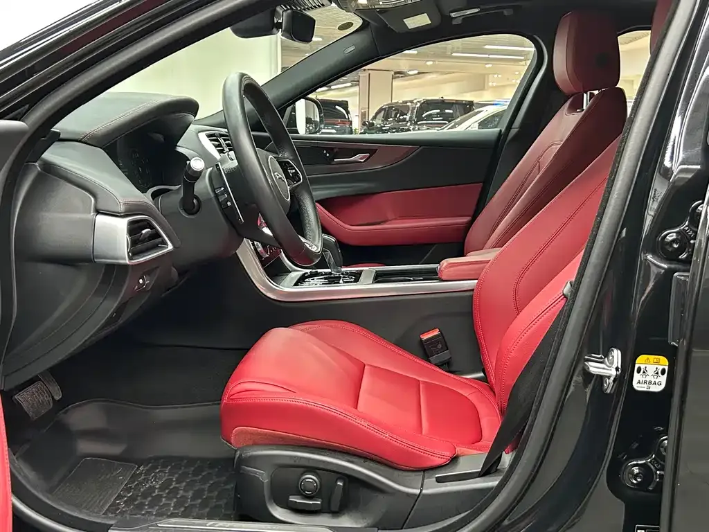 Jaguar XEL 2022 из CN, фото 8