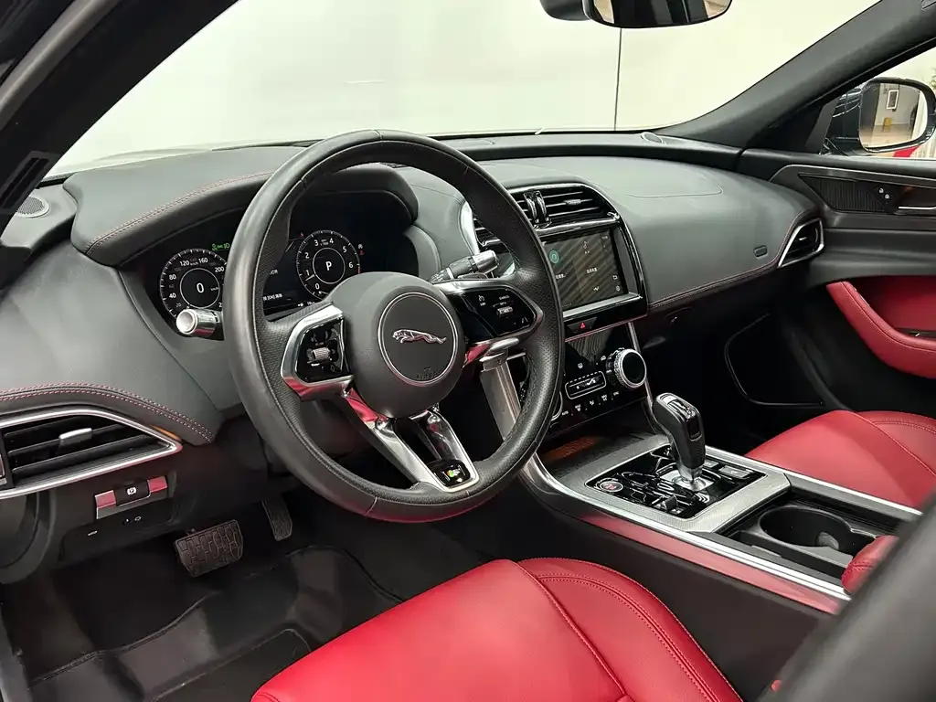 Jaguar XEL 2022 из CN, фото 9