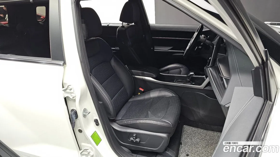 KG Mobility (Ssangyong) Torres 2024 из KR, фото 10
