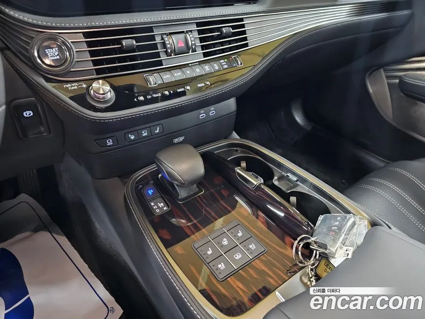 Lexus LS 2024 из KR, фото 10