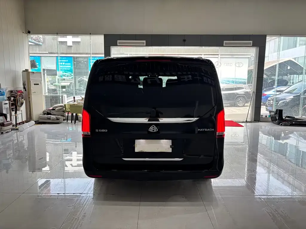Mercedes-Benz V-Class 2023 из CN, фото 5