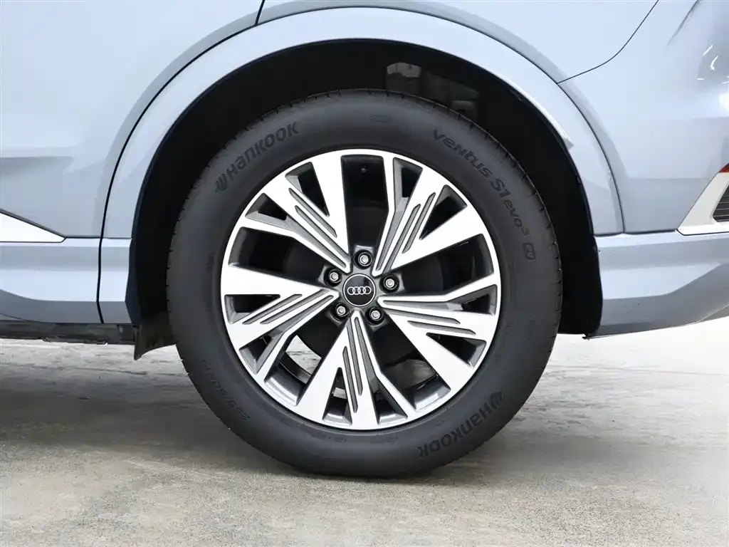 Audi Q4 e-tron 2024 из CN, фото 7