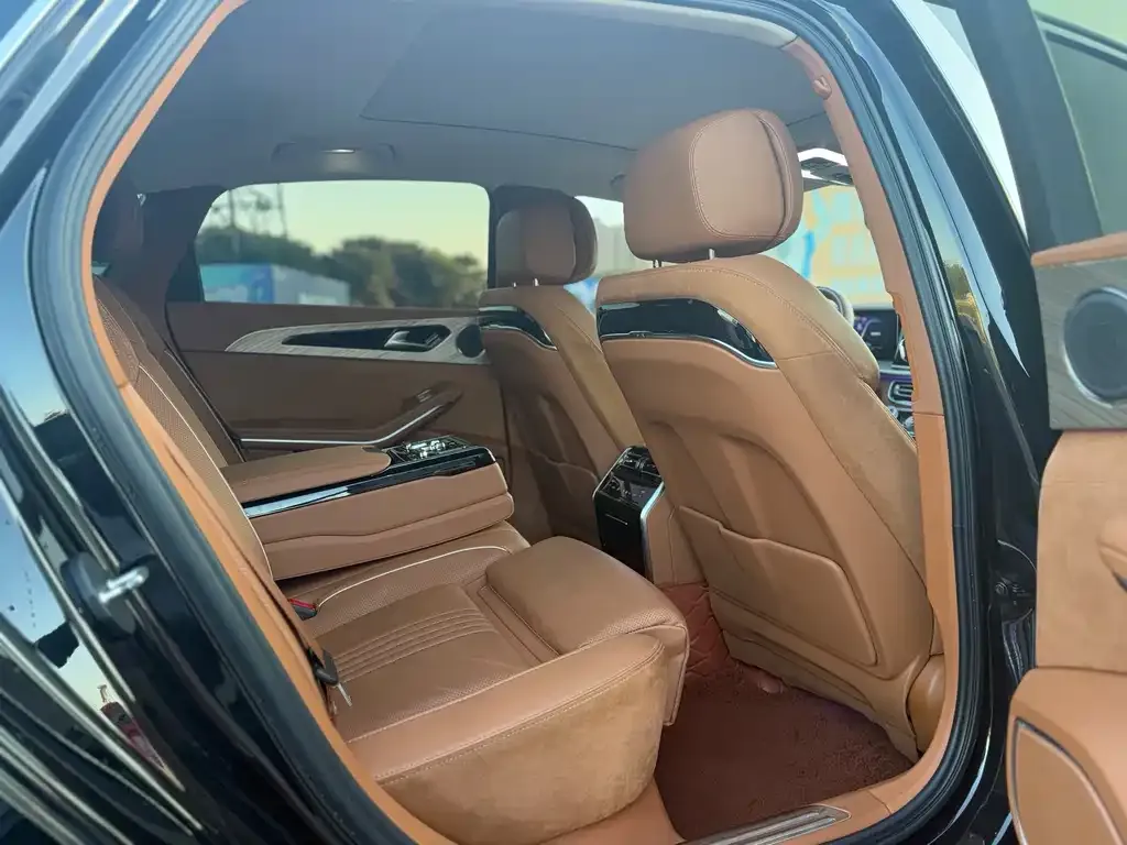 Hongqi H9 2022 из CN, фото 6