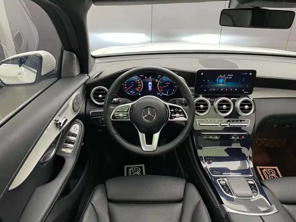 Mercedes-Benz GLC 2021 из CN, фото 10