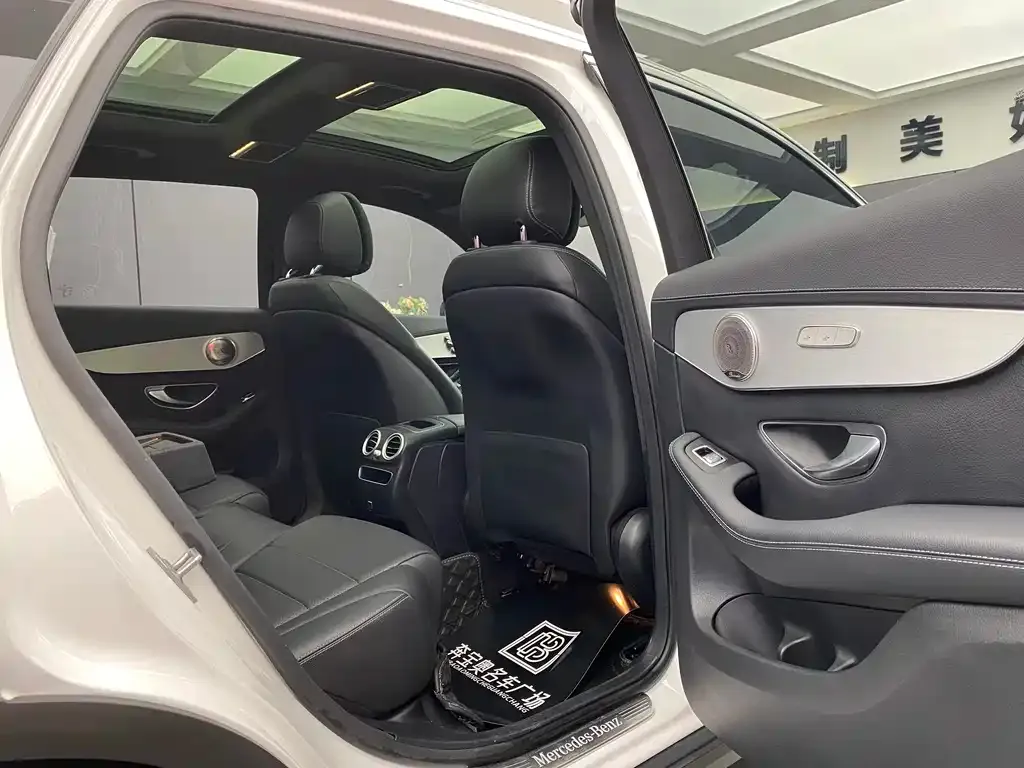 Mercedes-Benz GLC 2021 из CN, фото 8