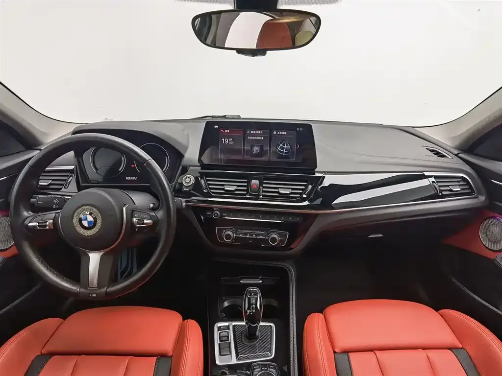 BMW 1 Series 2023 из CN, фото 5