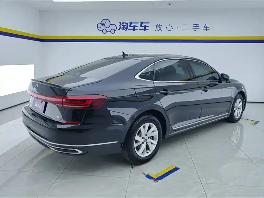 Volkswagen Passat 2023 из CN, фото 3