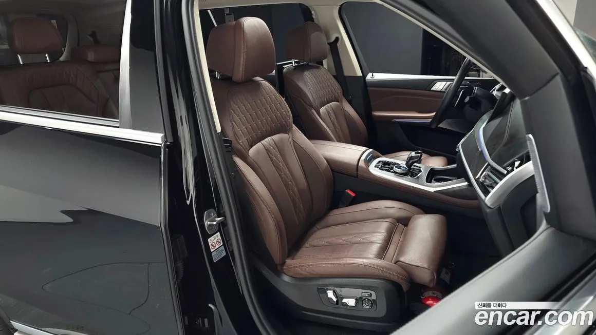 BMW X7 2021 из KR, фото 10