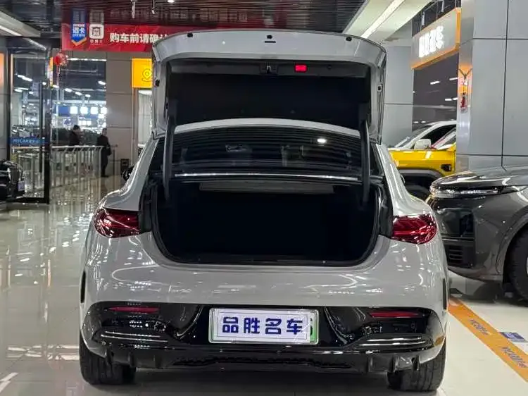 Mercedes-Benz EQE 2023 из CN, фото 5