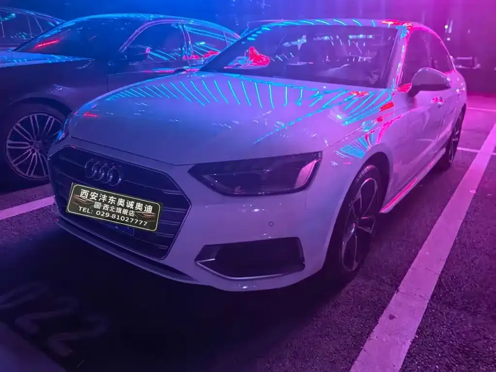 Audi A4L 2022 из CN, фото 2