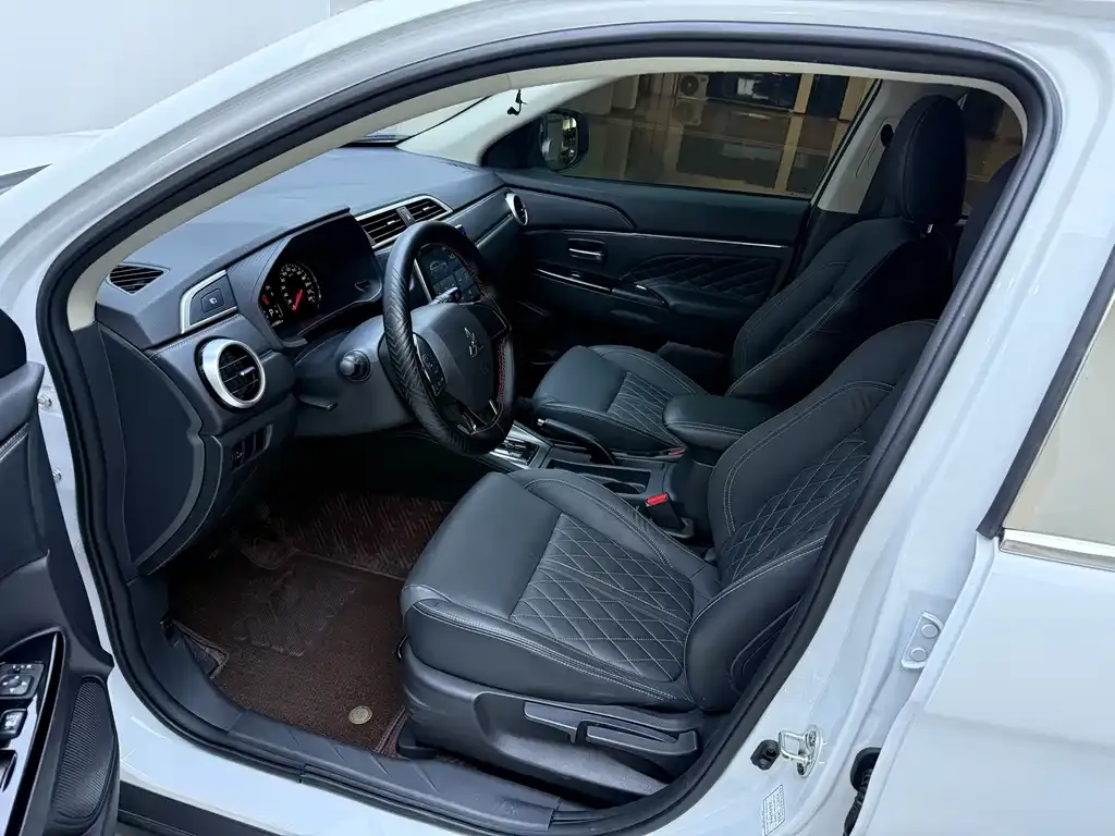 Mitsubishi ASX 2021 из CN, фото 8