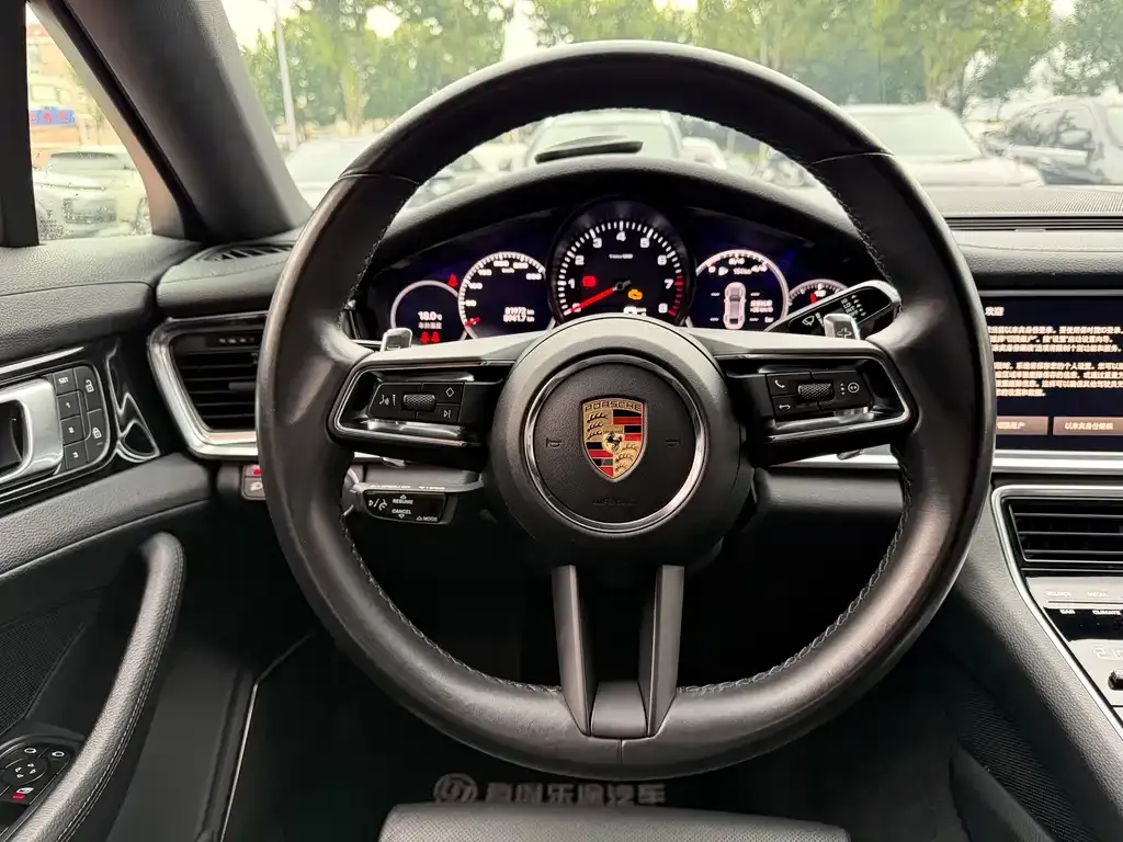 Porsche Panamera 2023 из CN, фото 10
