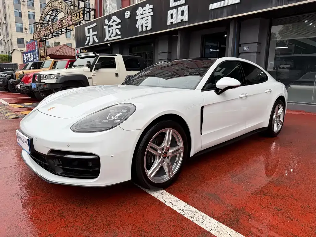 Porsche Panamera 2023 из CN, фото 2