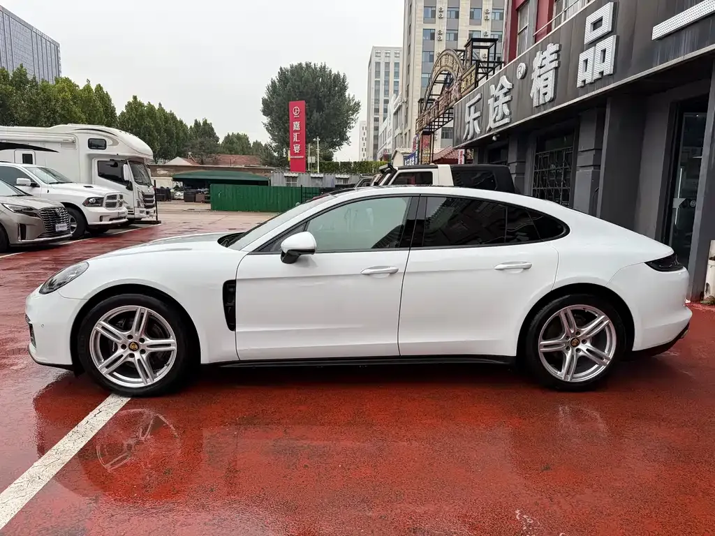 Porsche Panamera 2023 из CN, фото 3