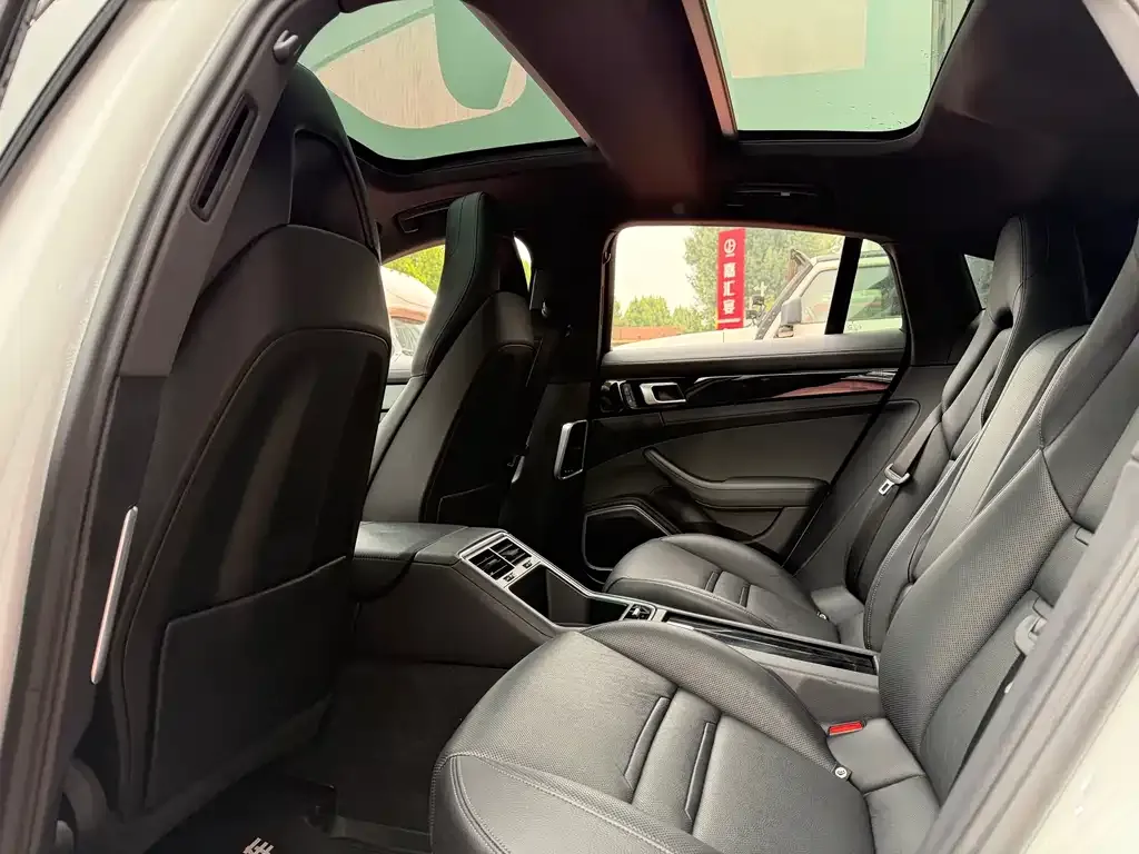 Porsche Panamera 2023 из CN, фото 8