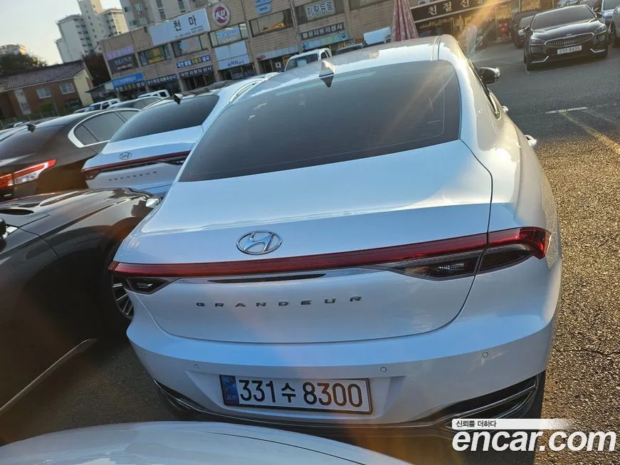 Hyundai Grandeur 2021 из KR, фото 4