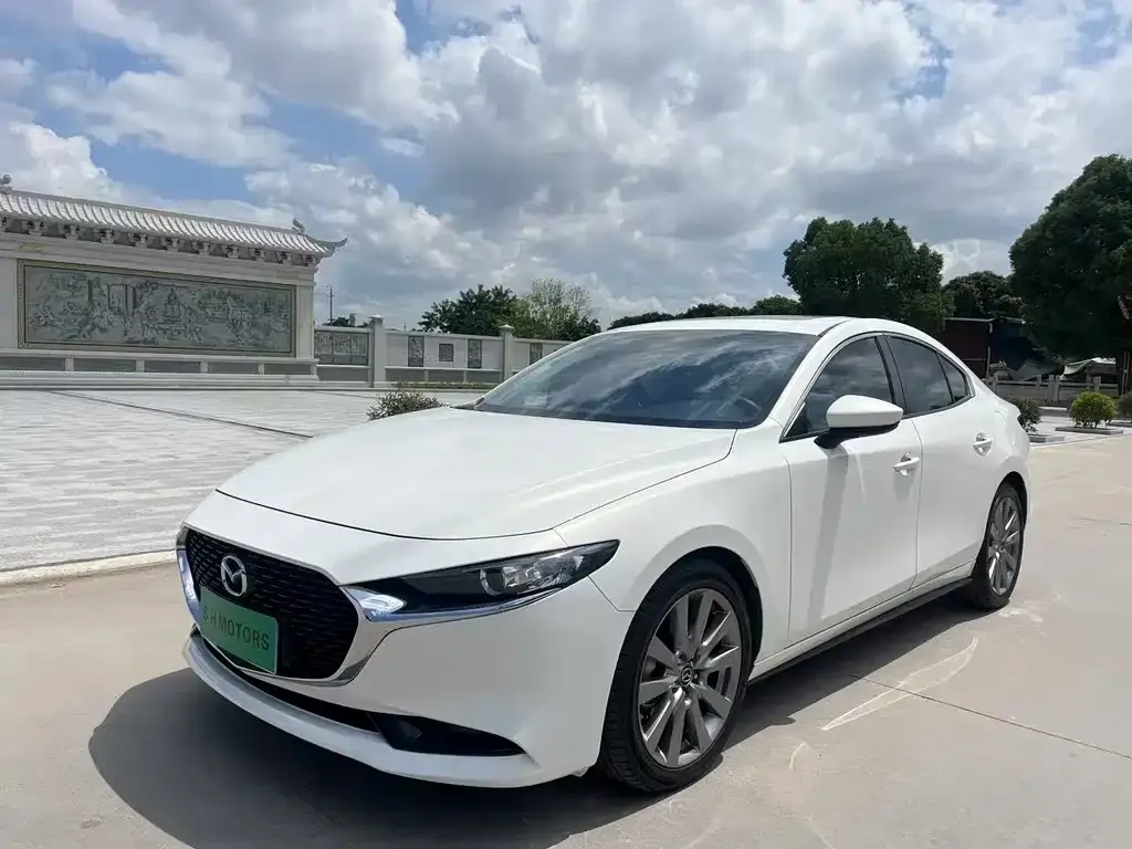 Mazda 3 Axela 2021 из CN, фото 1
