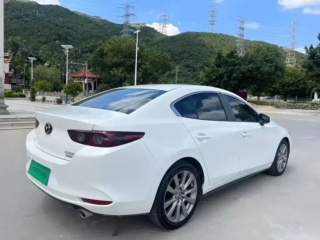 Mazda 3 Axela 2021 из CN, фото 9