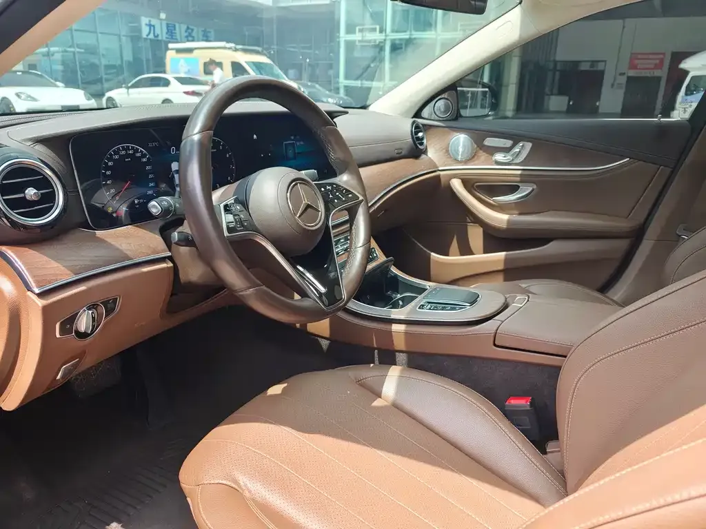 Mercedes-Benz E-Class 2021 из CN, фото 7