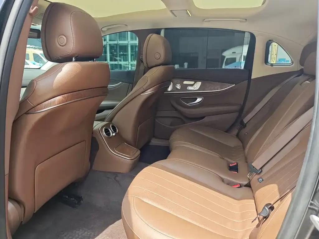 Mercedes-Benz E-Class 2021 из CN, фото 9