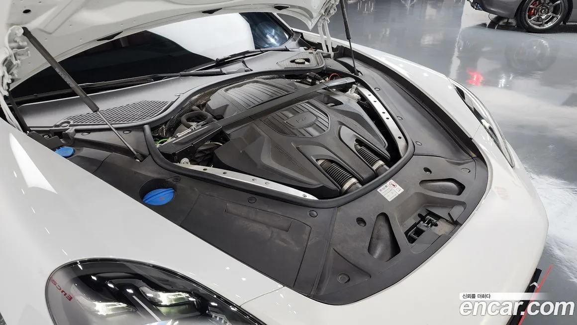 Porsche Panamera 2023 из KR, фото 6