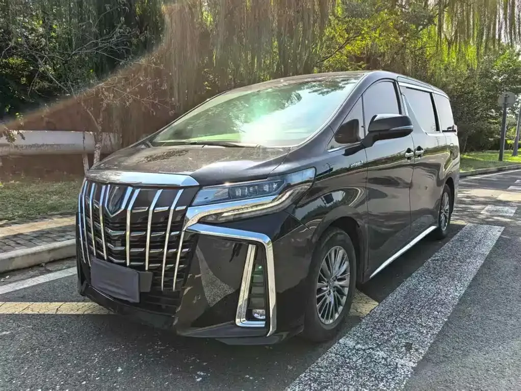 Toyota Alphard 2022 из CN, фото 3