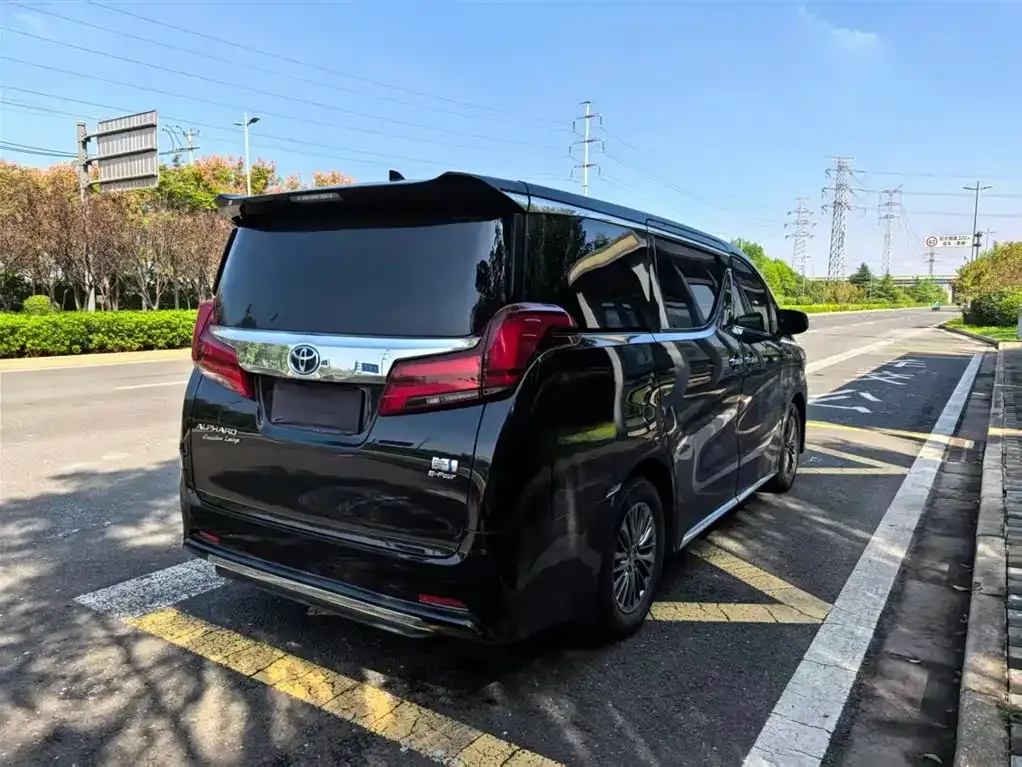 Toyota Alphard 2022 из CN, фото 6