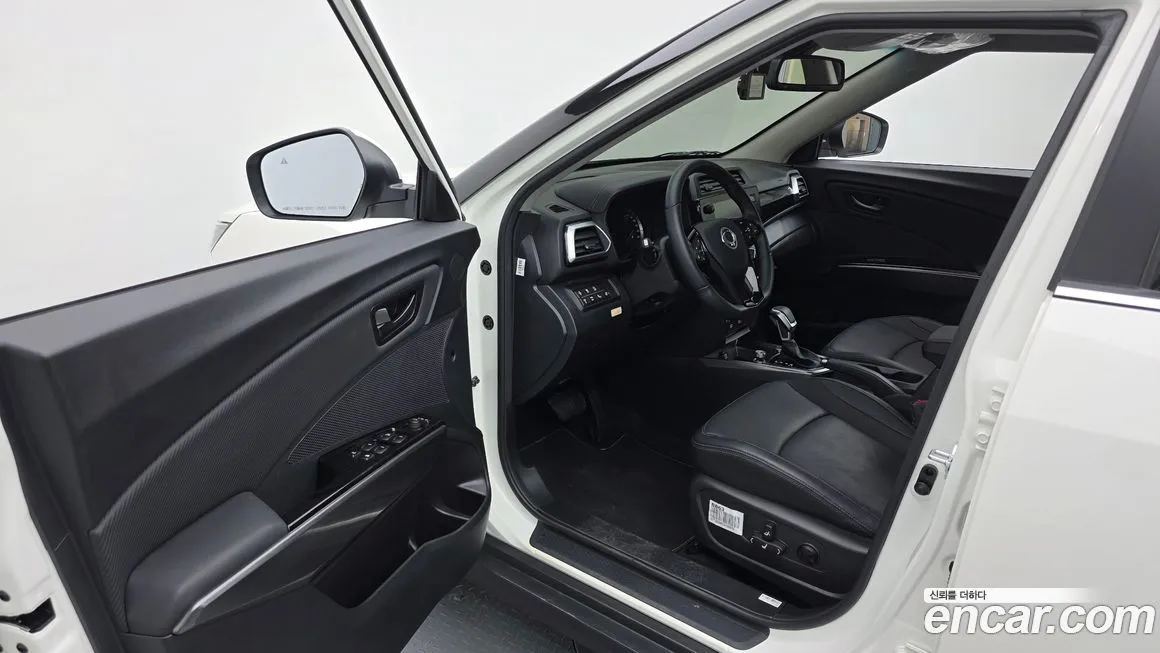 KG Mobility (Ssangyong) TIBOLI 2025 из KR, фото 10