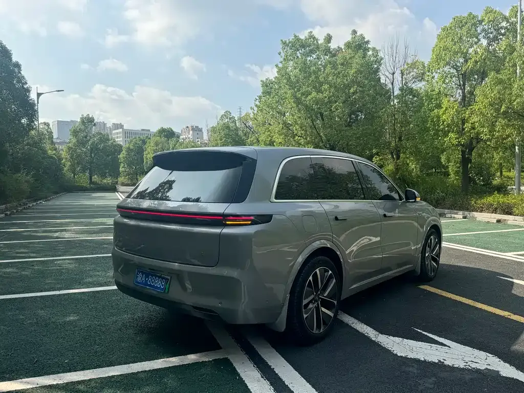 Li Auto L8 2023 из CN, фото 4