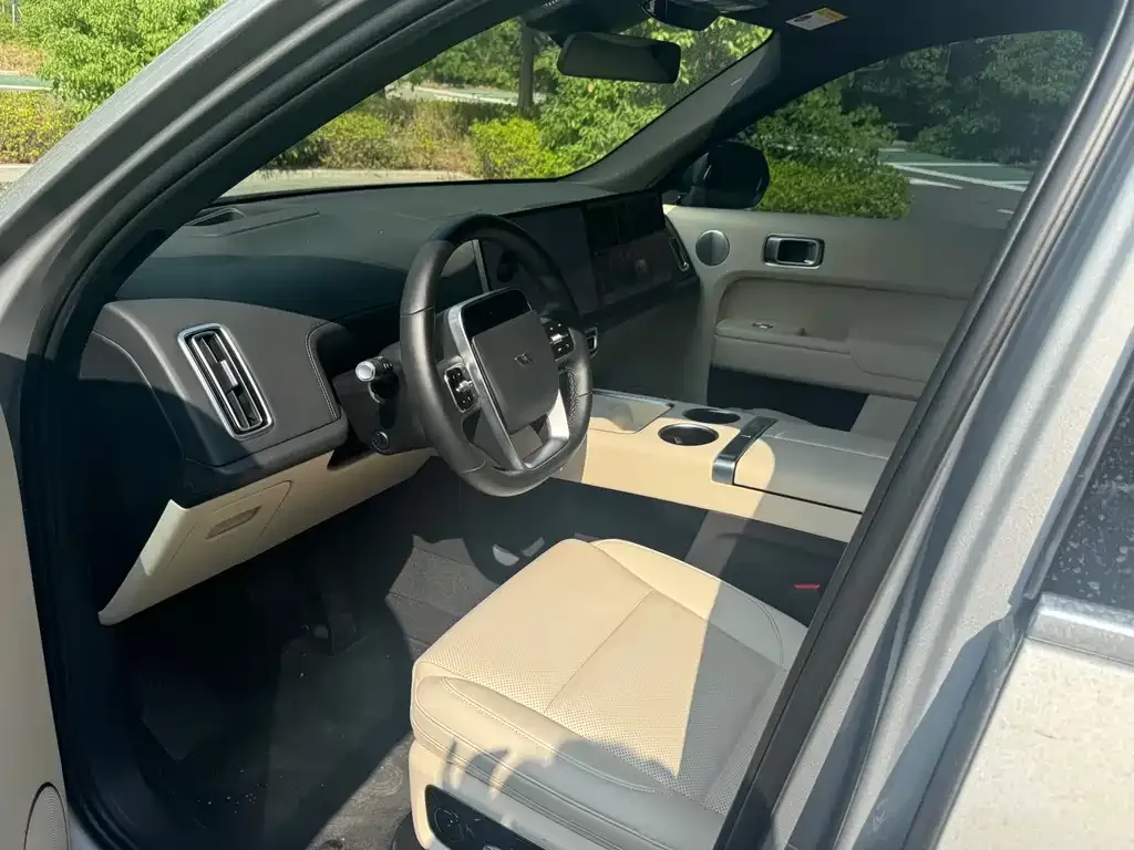 Li Auto L8 2023 из CN, фото 7