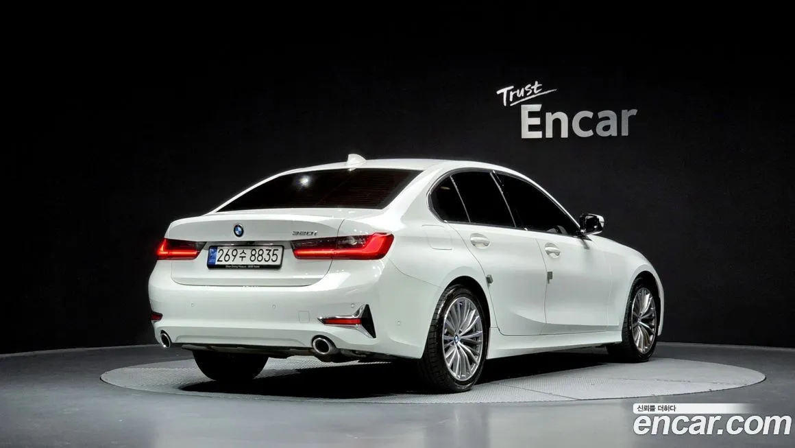 BMW 3-Series 2022 из KR, фото 2