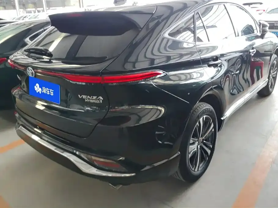Toyota Venza — фото 3