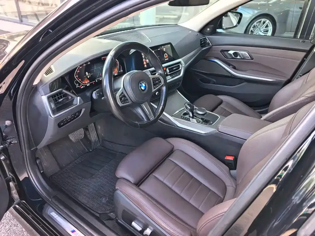 BMW 3 Series 2021 из CN, фото 7
