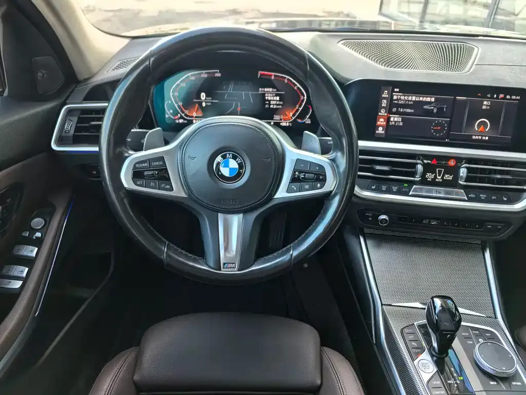 BMW 3 Series 2021 из CN, фото 8