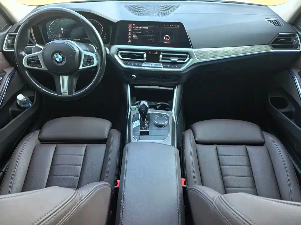 BMW 3 Series 2021 из CN, фото 9