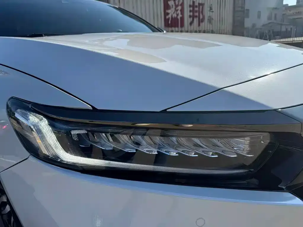 Honda Accord 2022 из CN, фото 10