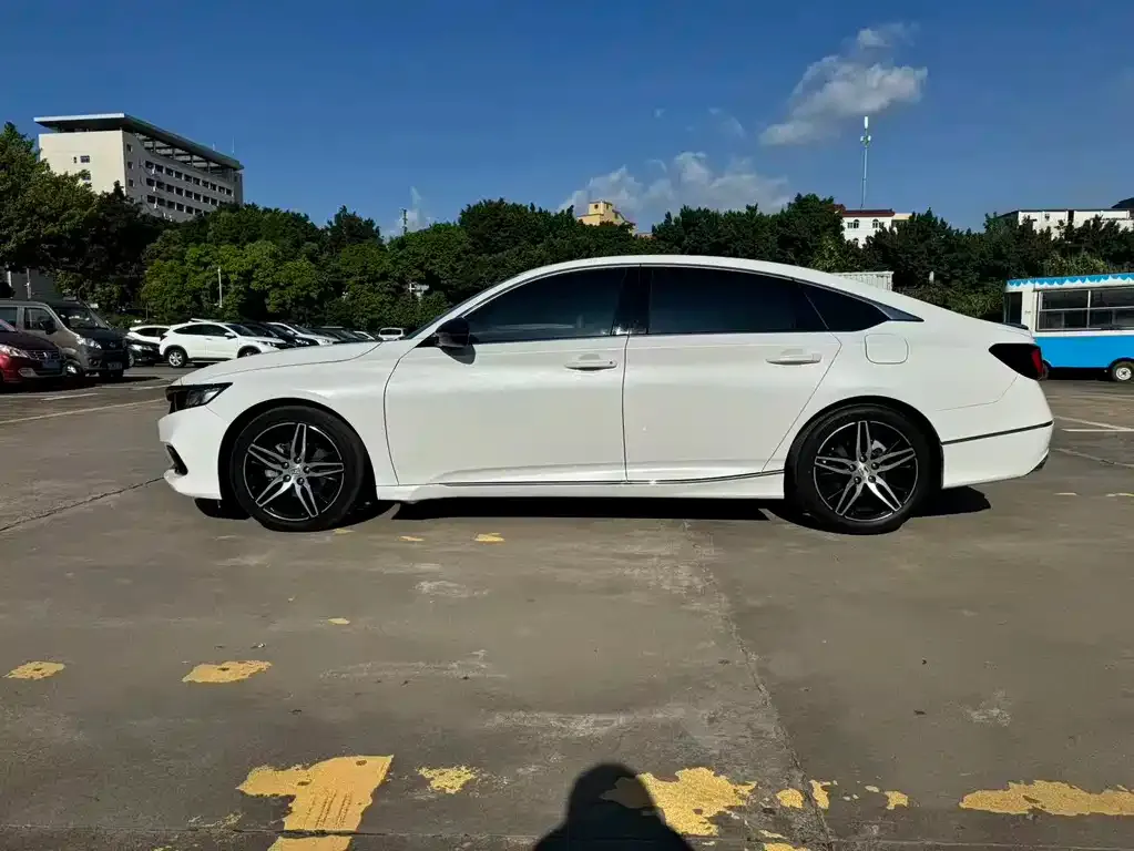 Honda Accord 2022 из CN, фото 4