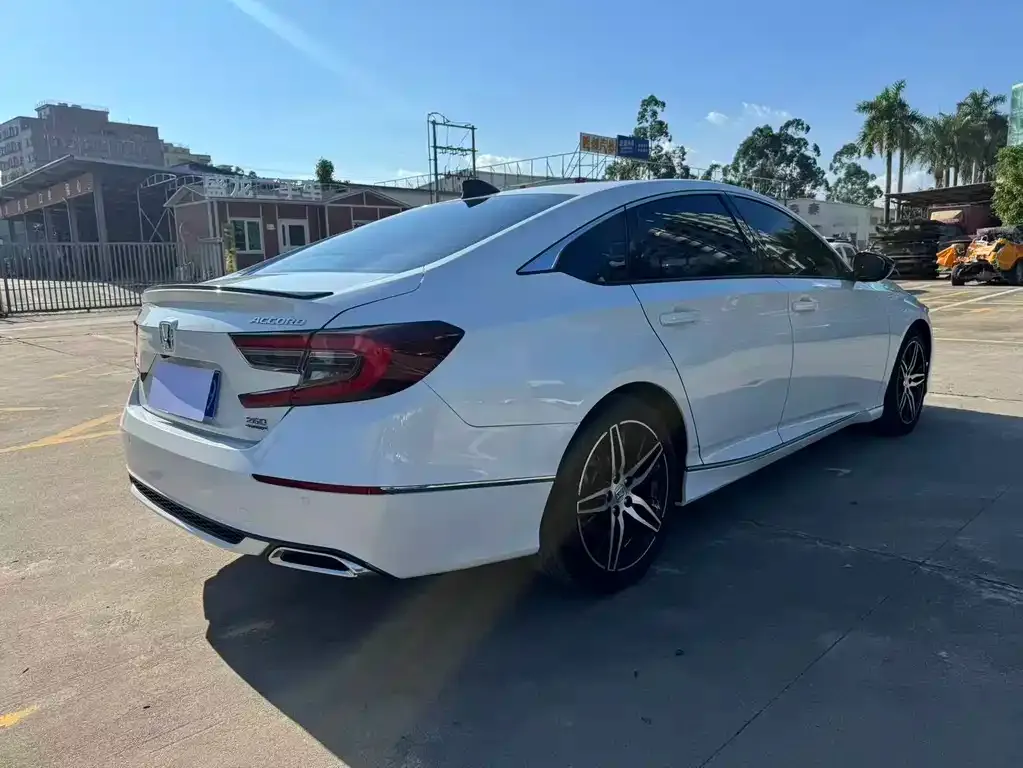 Honda Accord 2022 из CN, фото 7