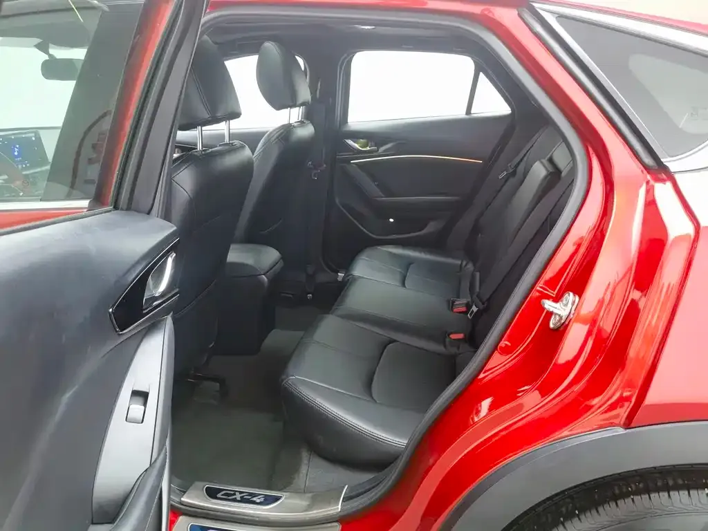 Mazda CX-4 2021 из CN, фото 8