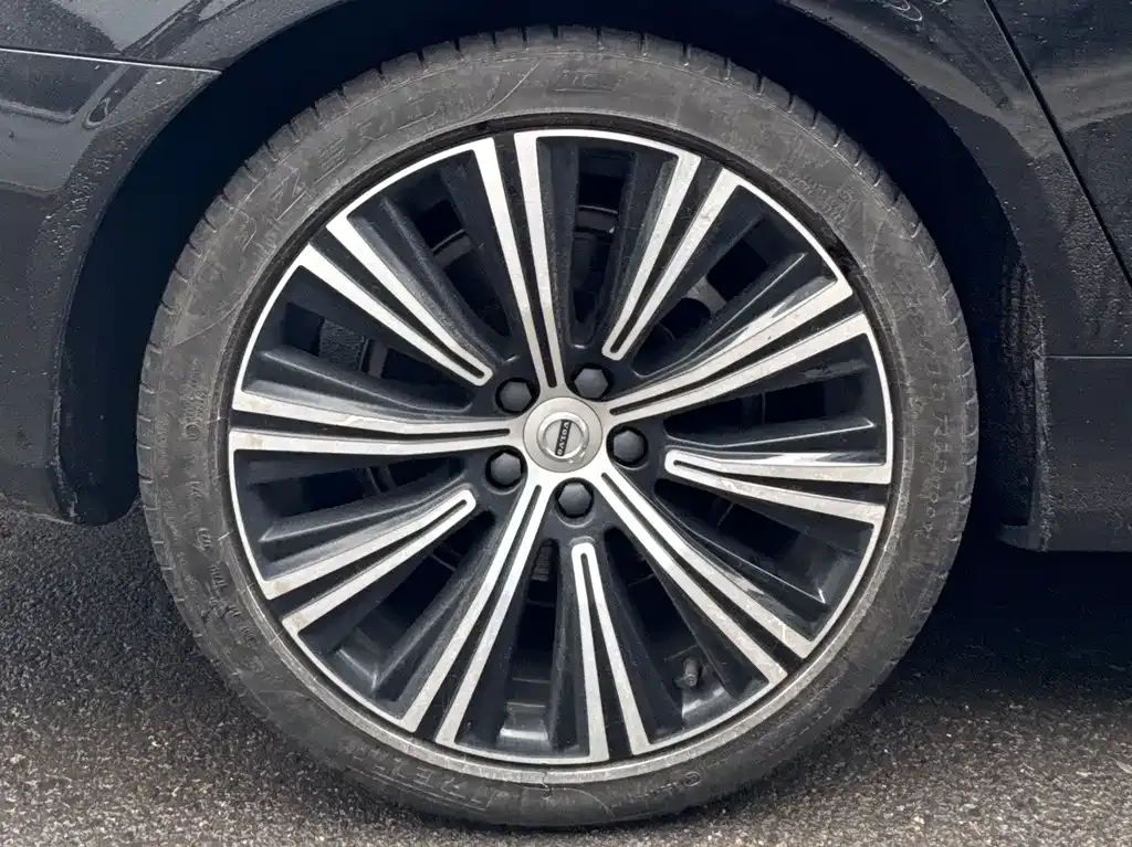 Volvo S90 2023 из CN, фото 4